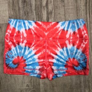 Crops and clean shorts